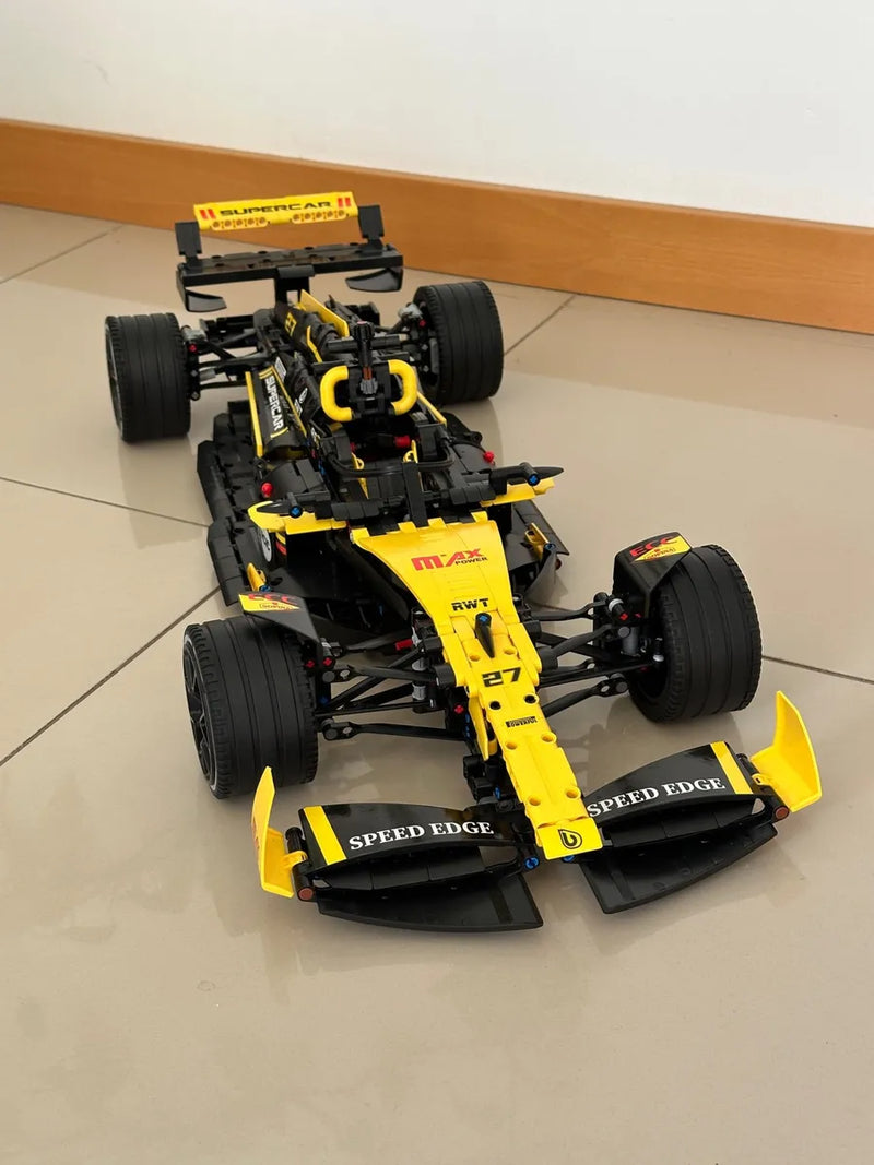 Kit De Montar Carro Corrida F1 Renault 1642 Peças (65 Cm) 1650 Formula 1 Renault Supercar